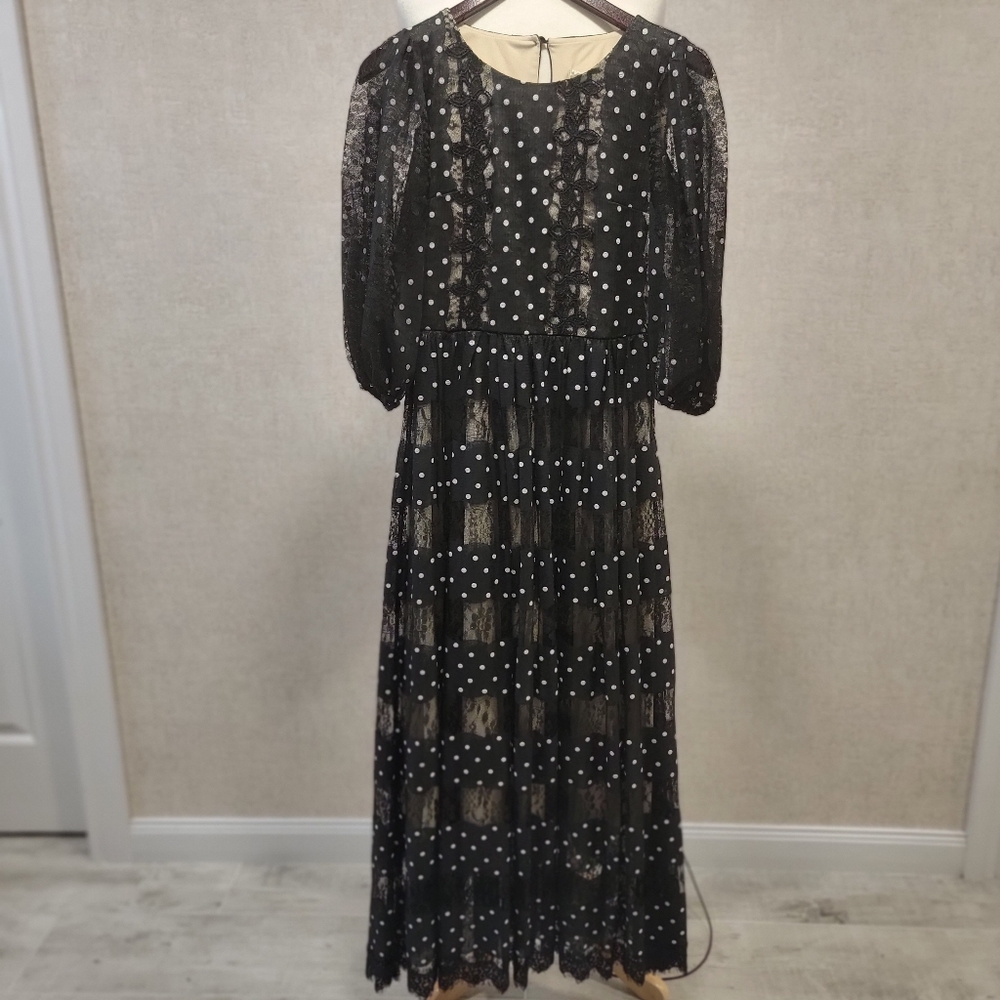 Dress - Picture 2 of 9